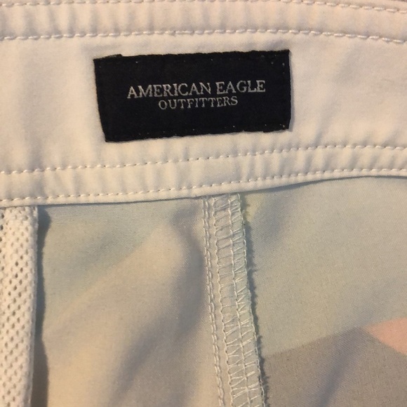 American Eagle Men Board Shorts Bright Geometric Pockets Summer Beach Pool M - Picture 7 of 8